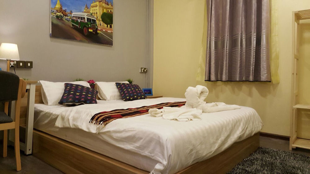 Check In @ Downtown Yangon Ξενοδοχείο Εξωτερικό φωτογραφία
